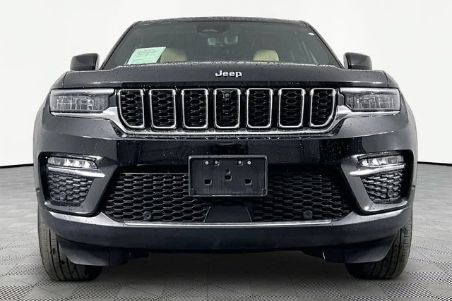 Used 2022 Jeep Grand Cherokee Limited 4xe w/ Luxury Tech Group II AWD/4WD image 2