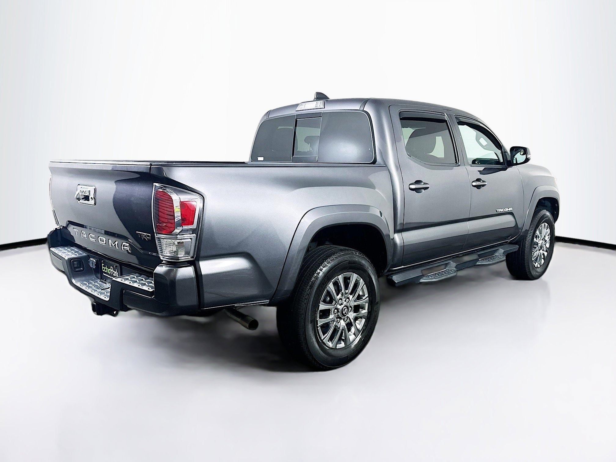 Used 2020 Toyota Tacoma TRD Sport image 9