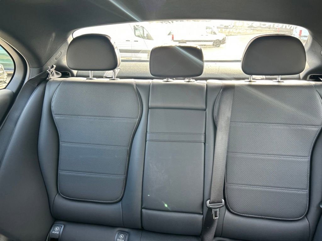 Used 2025 Mercedes-Benz C 300 4MATIC Sedan image 15