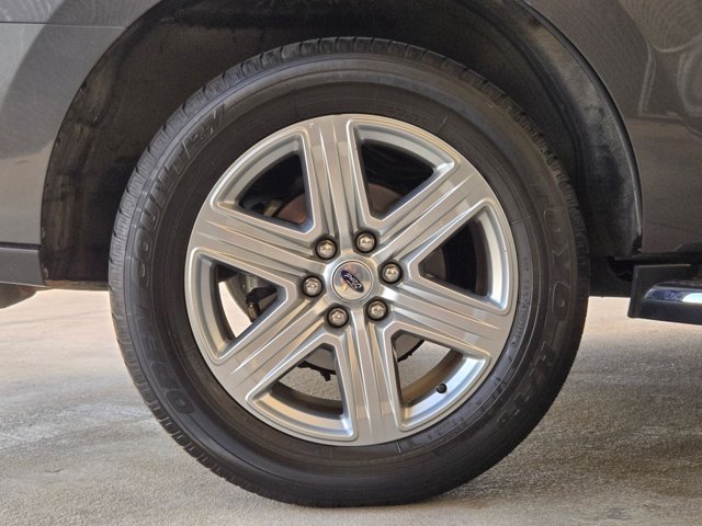 Used 2019 Ford Expedition XLT w/ Equipment Group 202A RWD image 23