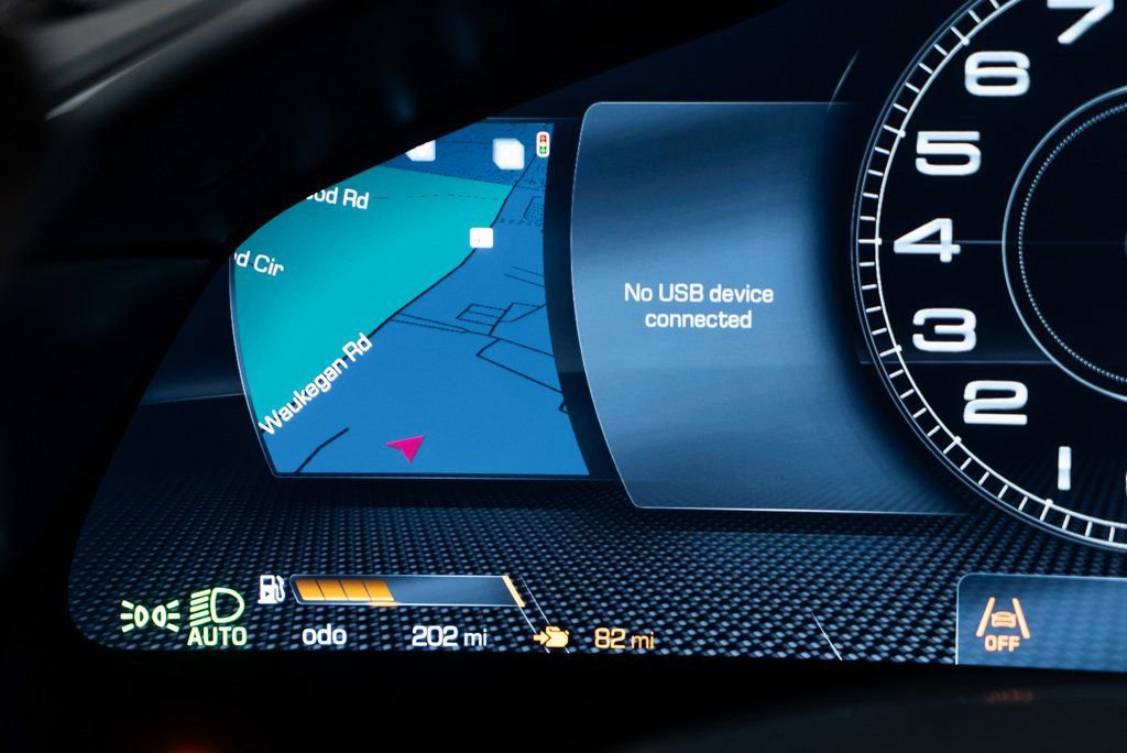 Used 2025 Ferrari Roma Spider image 29