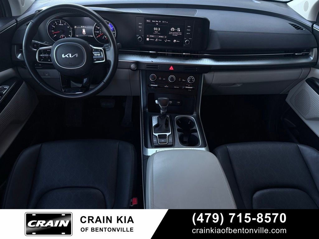 Used 2024 Kia Carnival LX image 28