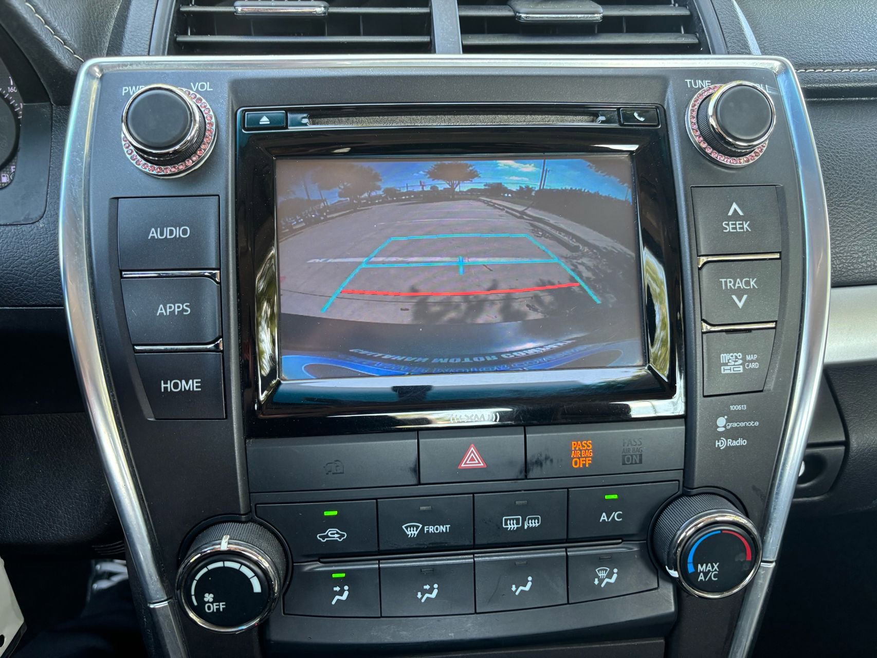 Used 2016 Toyota Camry SE image 26