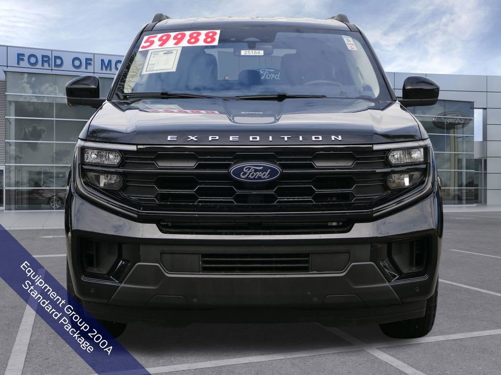 Used 2025 Ford Expedition Max Active AWD/4WD image 9