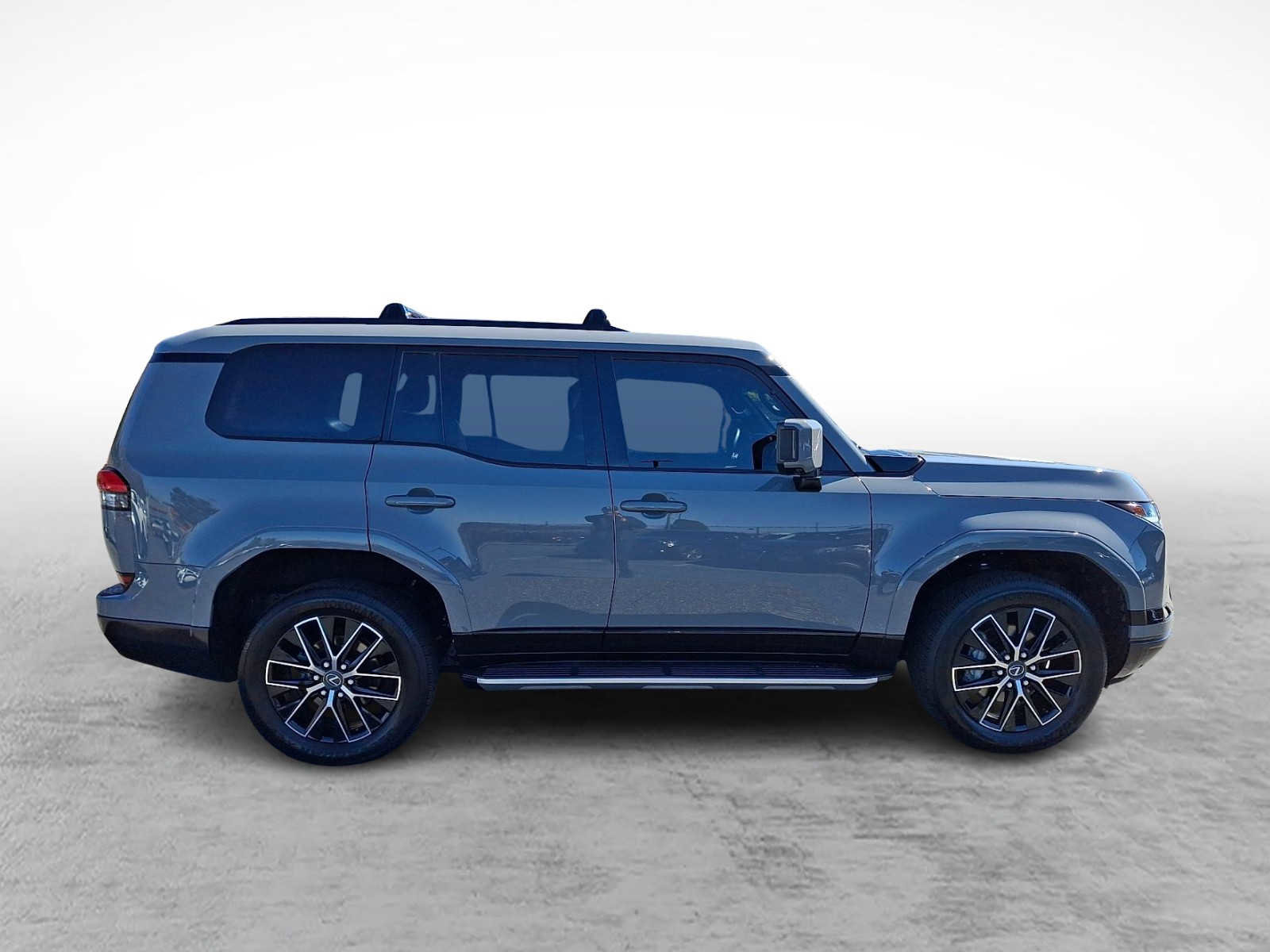 Used 2025 Lexus GX 550 w/ Cold Area Package AWD/4WD image 4