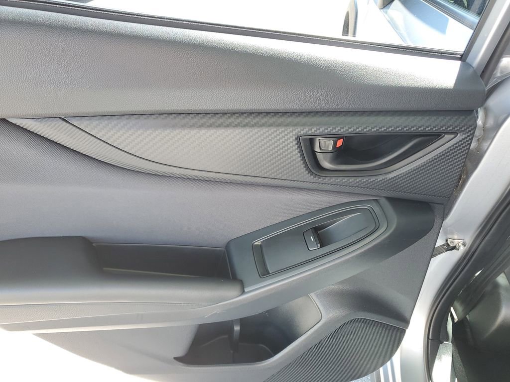 Used 2018 Subaru Crosstrek 2.0i Premium w/ Eyesight System image 16