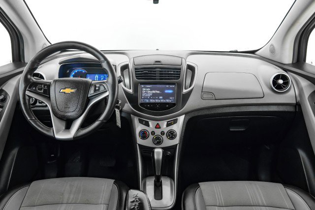 Used 2016 Chevrolet Trax LT w/ LT Convenience Package image 11