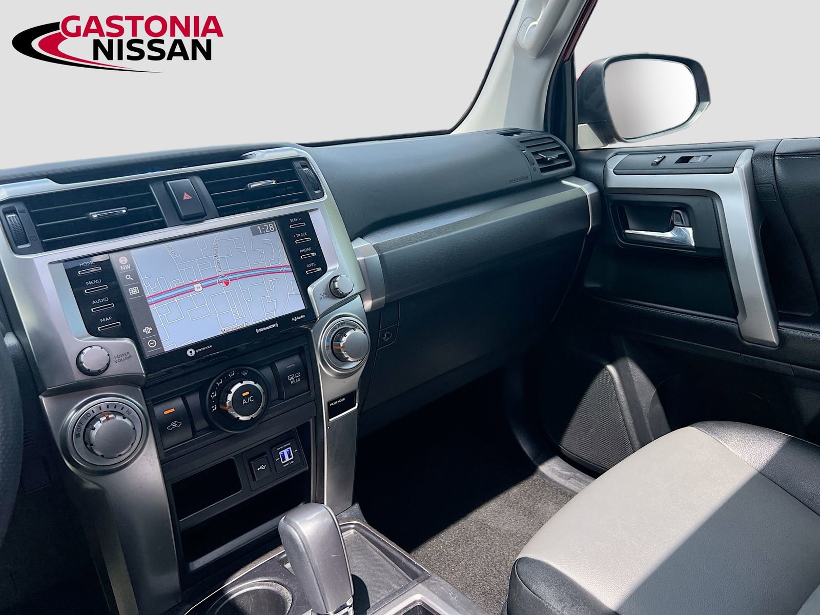 Used 2022 Toyota 4Runner SR5 Premium w/ Moonroof Package image 32