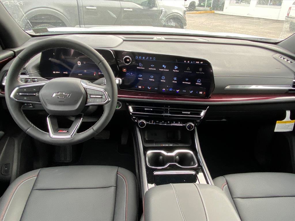 New 2026 Chevrolet Traverse Z71 w/ Driver Confidence Package image 8