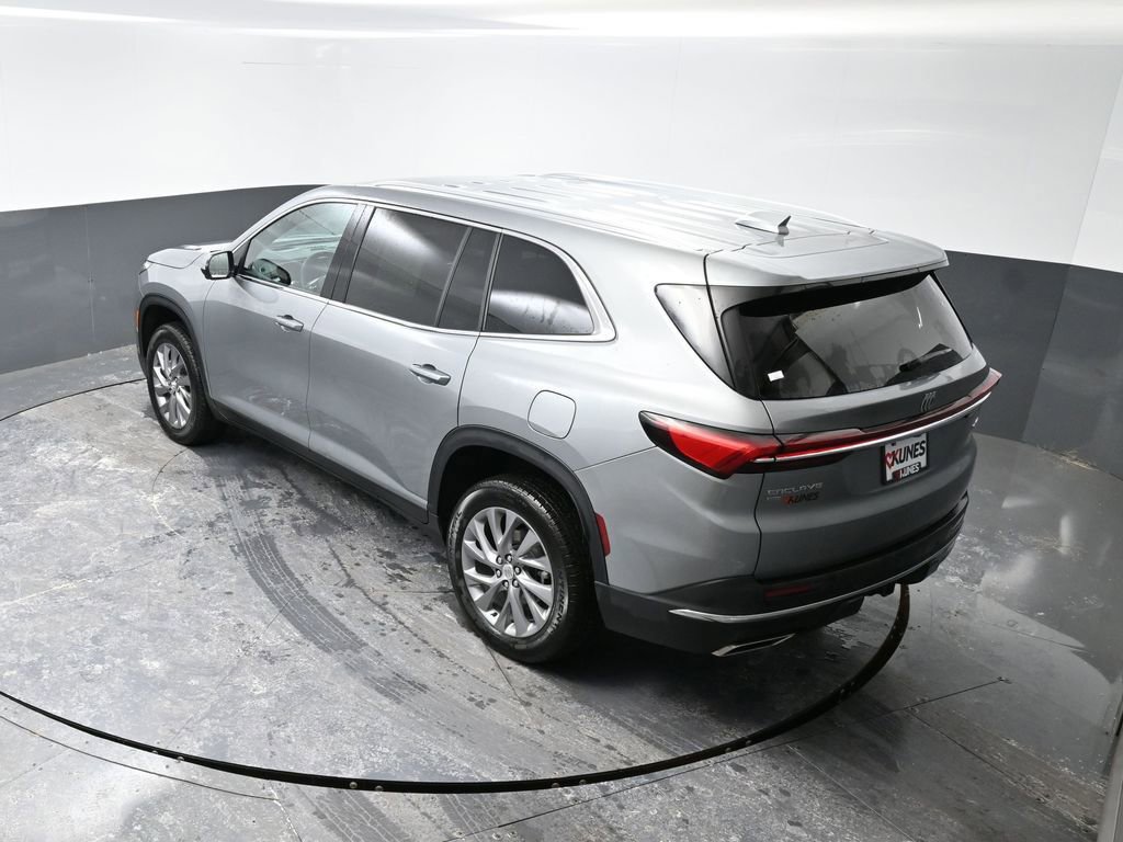 Used 2025 Buick Enclave Preferred w/ Power Package image 53