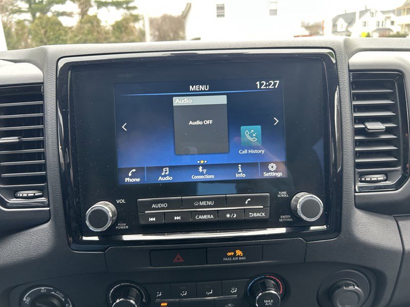 Used 2023 Nissan Frontier SV w/ Midnight Edition Package image 21