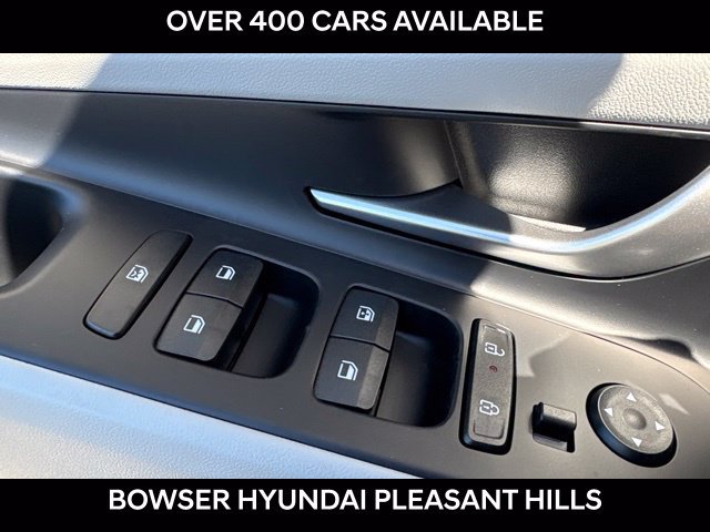 New 2026 Hyundai Elantra SE FWD image 8