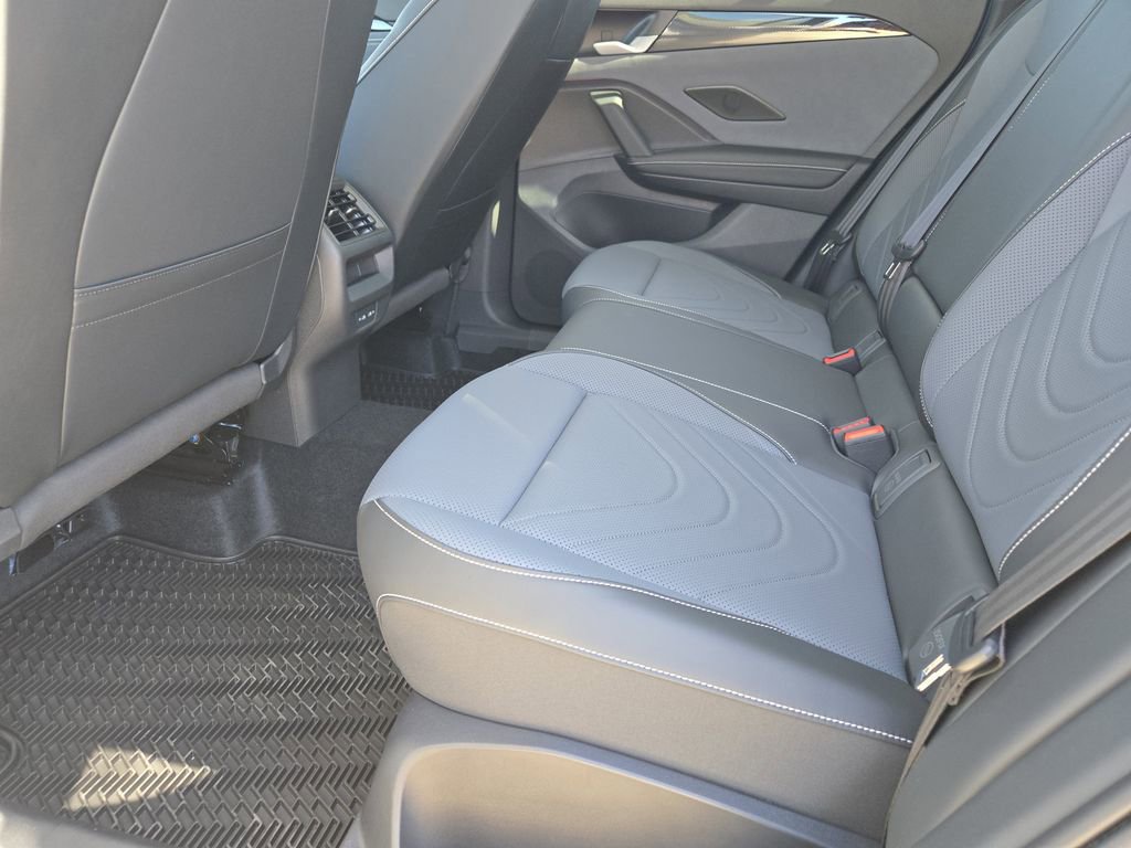 New 2026 Volkswagen Tiguan SE image 23