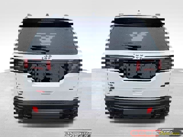 New 2026 Jeep Cherokee Overland image 4