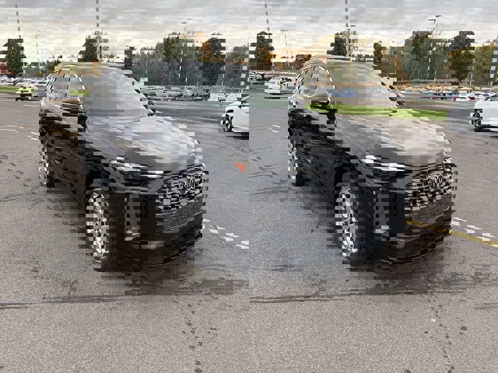 New 2025 Audi Q5 Prestige