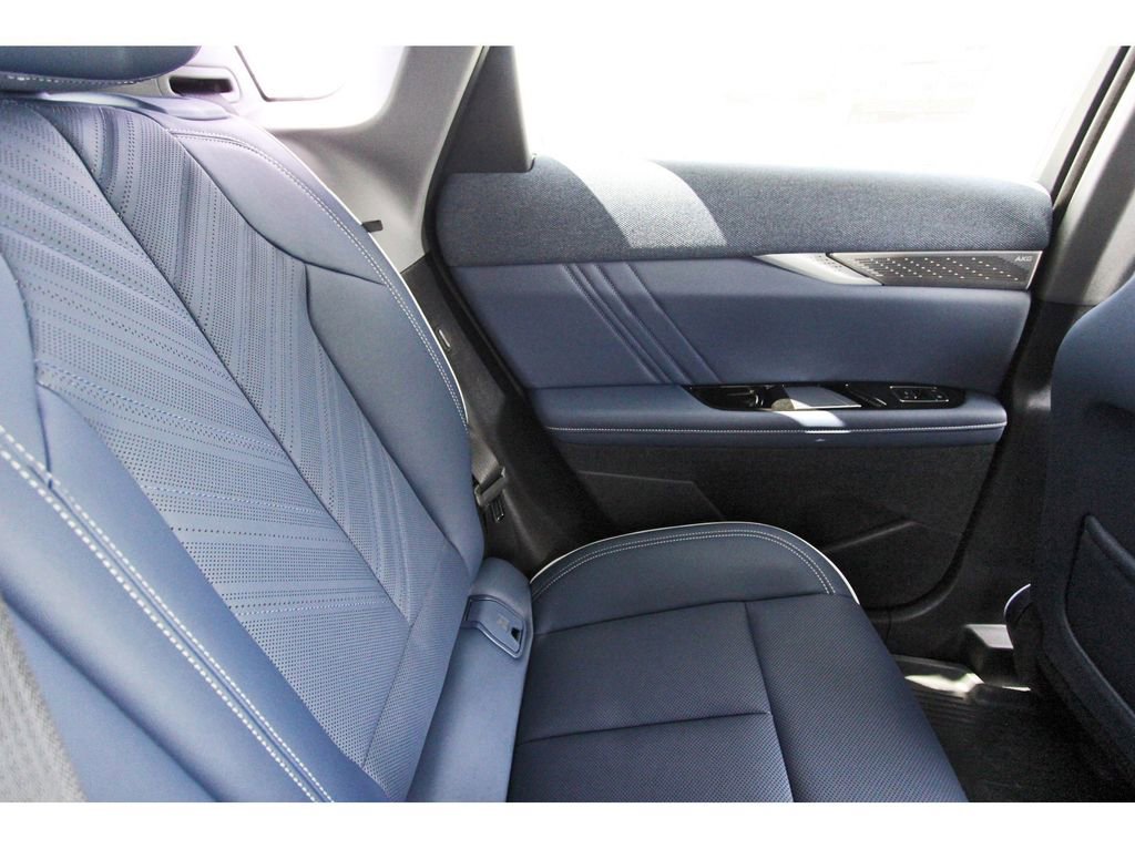 New 2026 Cadillac Optiq Sport 2 w/ LPO, ONYX Package AWD/4WD image 11