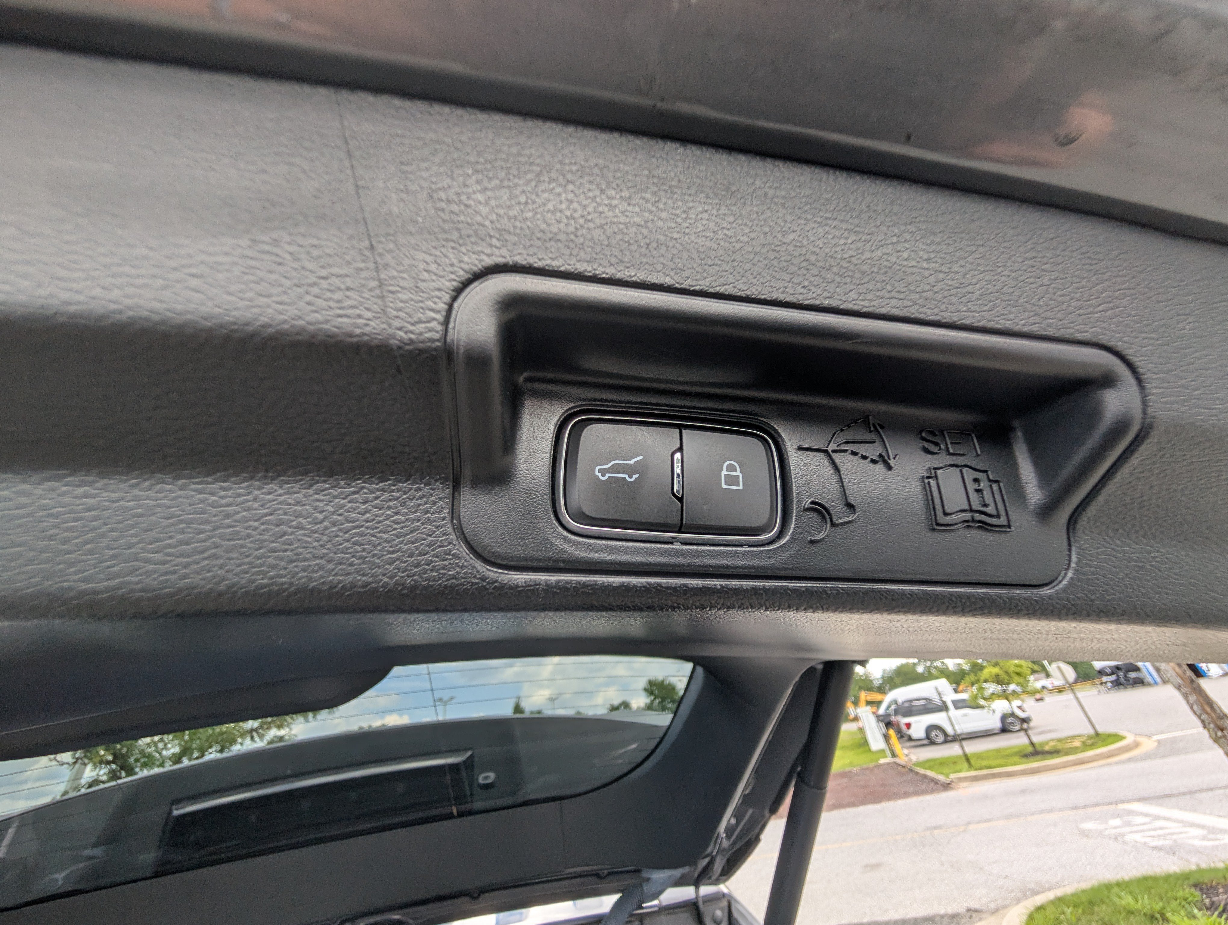 Certified 2022 Ford Explorer ST w/ Equipment Group 401A AWD/4WD image 14