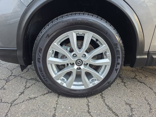 Used 2021 Nissan Rogue Sport S image 27