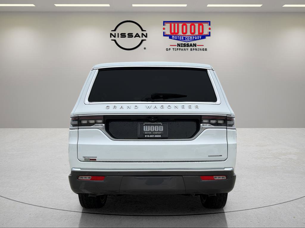 Used 2022 Jeep Grand Wagoneer Series II w/ Convenience Group III image 3