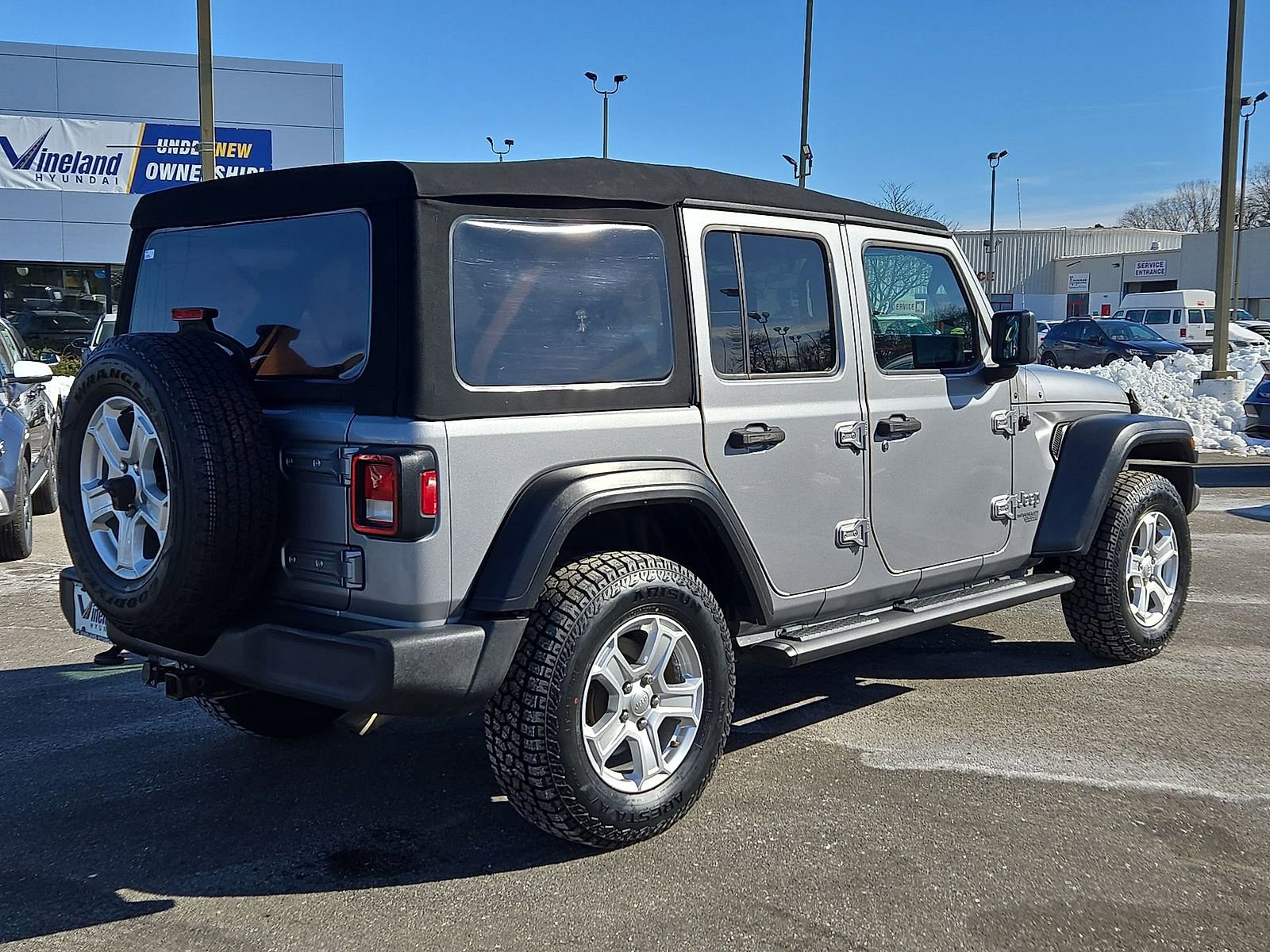 Used 2019 Jeep Wrangler Unlimited Sport S image 31