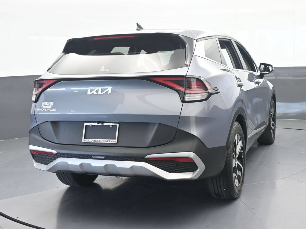Used 2023 Kia Sportage EX FWD image 5