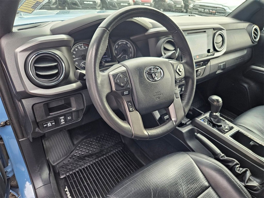 Used 2019 Toyota Tacoma TRD Off-Road image 13