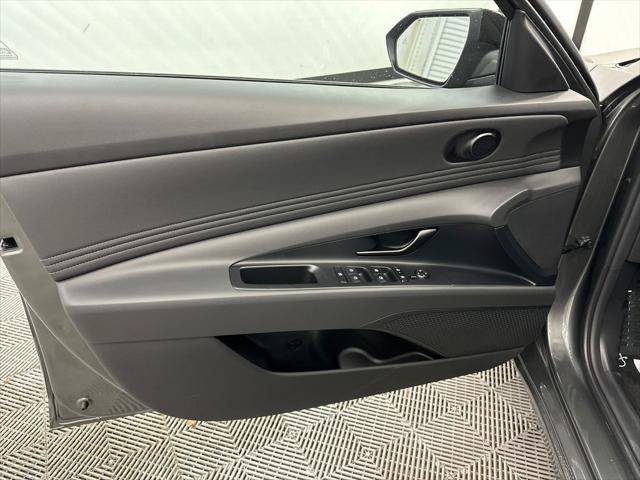 New 2026 Hyundai Elantra SEL Sport FWD image 10