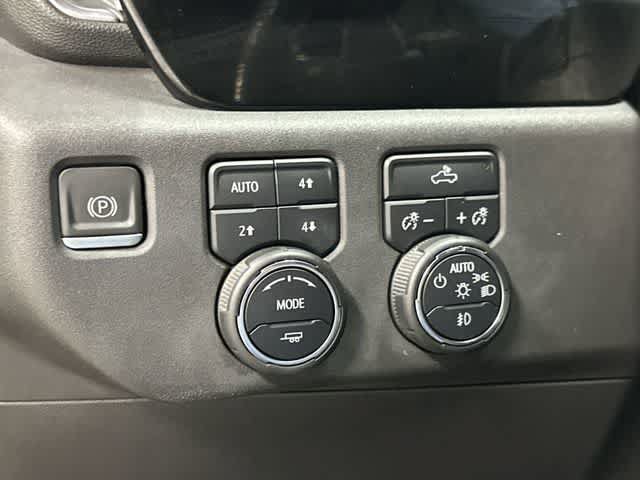 Used 2023 Chevrolet Silverado 1500 LT Trail Boss w/ LPO, Dark Essentials Package AWD/4WD image 19