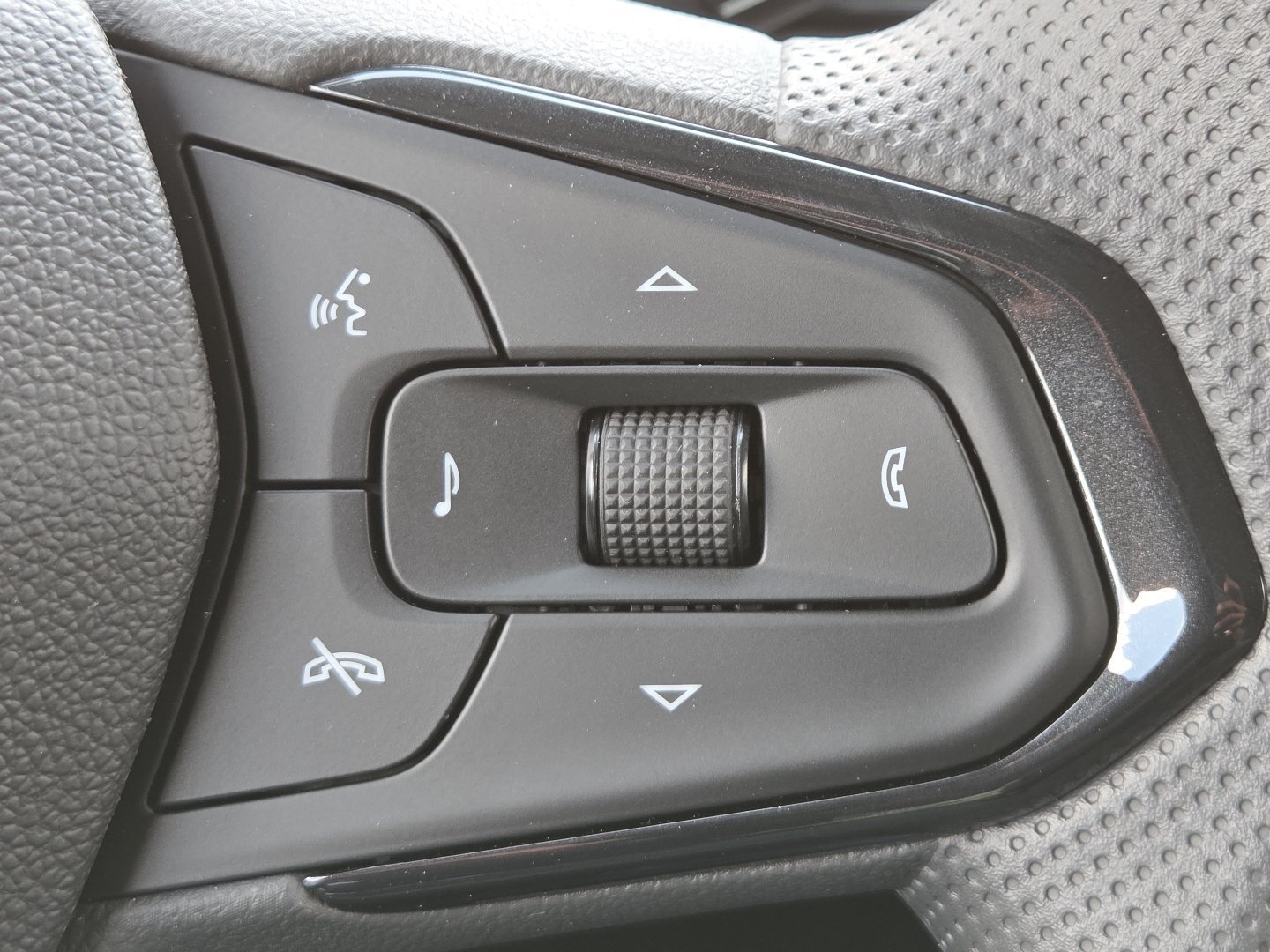 New 2026 Chevrolet TrailBlazer LS AWD/4WD image 31