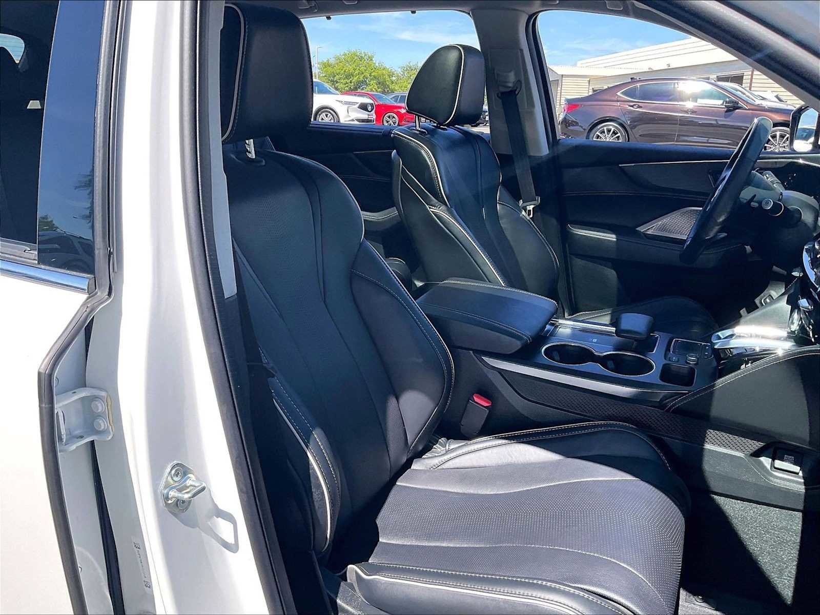 Used 2024 Acura MDX SH-AWD w/ Advance Package image 10