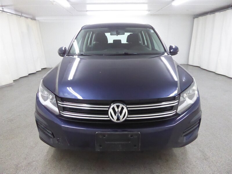 Used 2013 Volkswagen Tiguan S FWD image 2