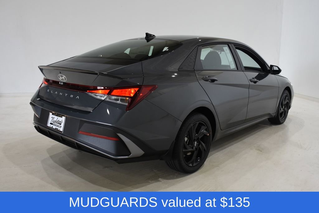 New 2026 Hyundai Elantra Sport image 4