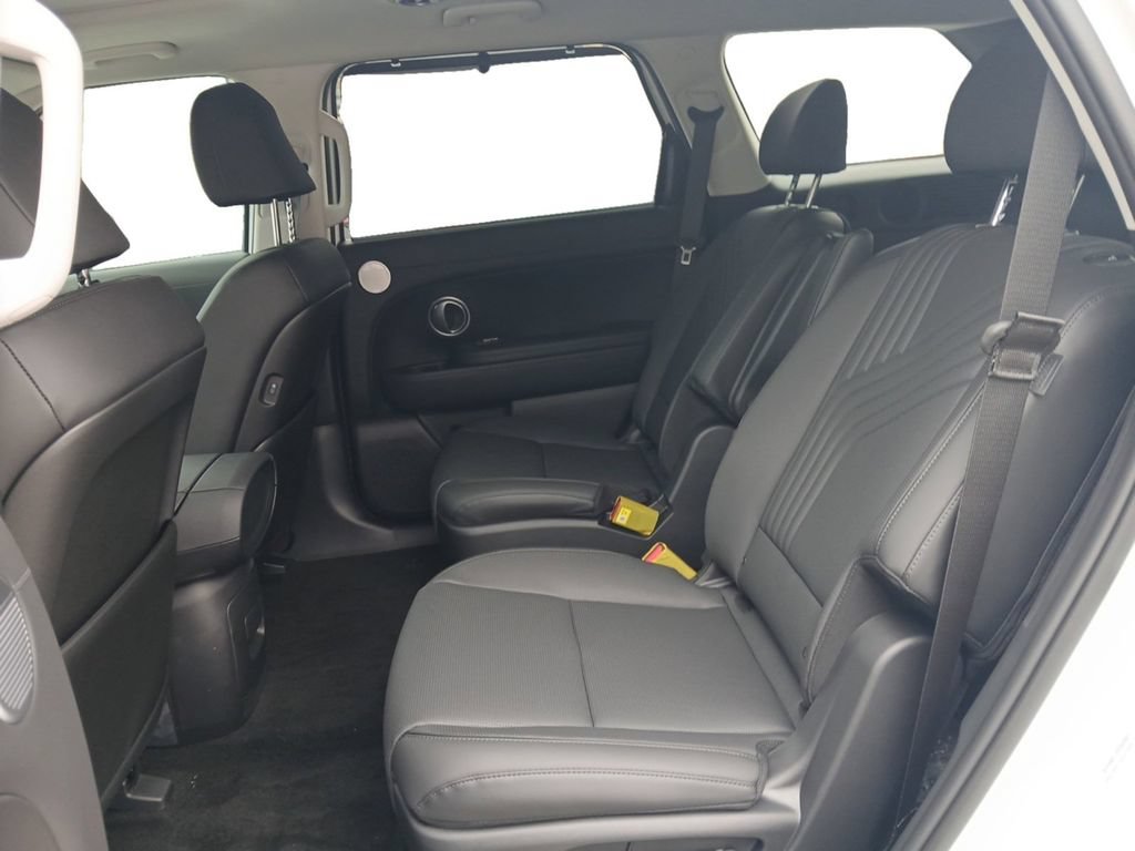New 2026 Hyundai Palisade SEL Premium FWD image 13