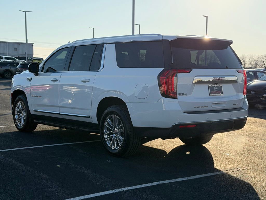 Used 2022 GMC Yukon XL SLT image 7