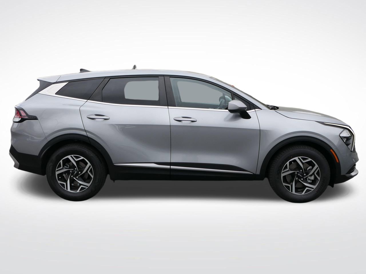 Certified 2023 Kia Sportage LX image 2