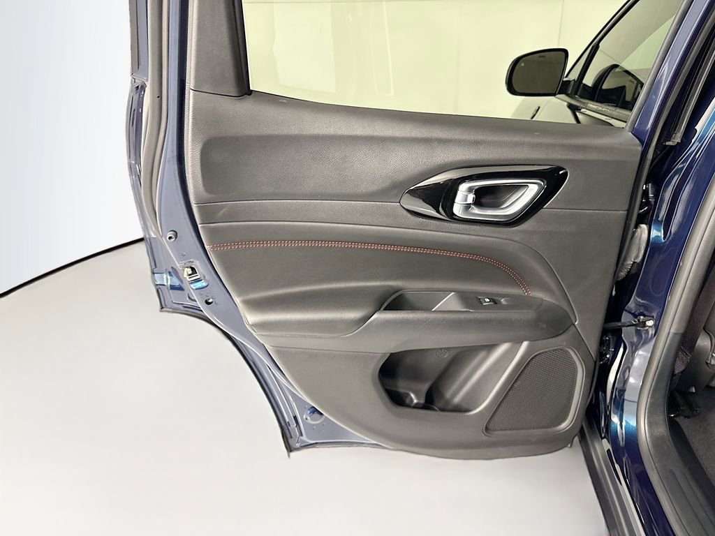 Used 2024 Jeep Compass Trailhawk AWD/4WD image 26