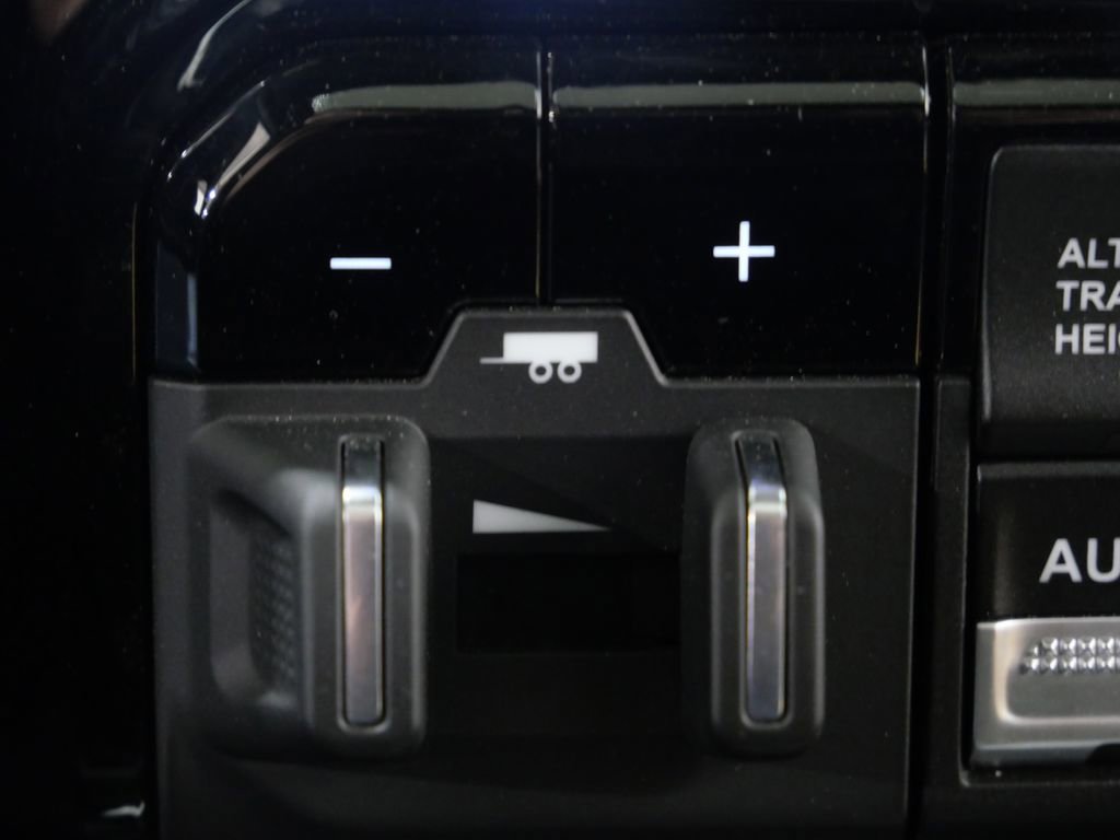 Used 2023 RAM 2500 Limited image 20