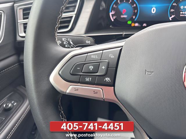 Used 2024 Volkswagen Atlas Cross Sport SE AWD/4WD image 40