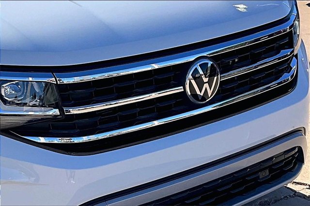 Used 2022 Volkswagen Atlas SE image 31