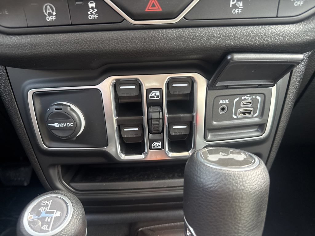 New 2025 Jeep Wrangler Unlimited Sport AWD/4WD image 29