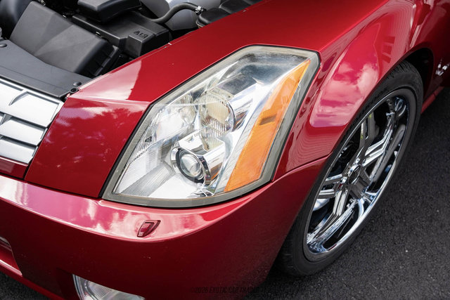 Used 2005 Cadillac XLR RWD image 27