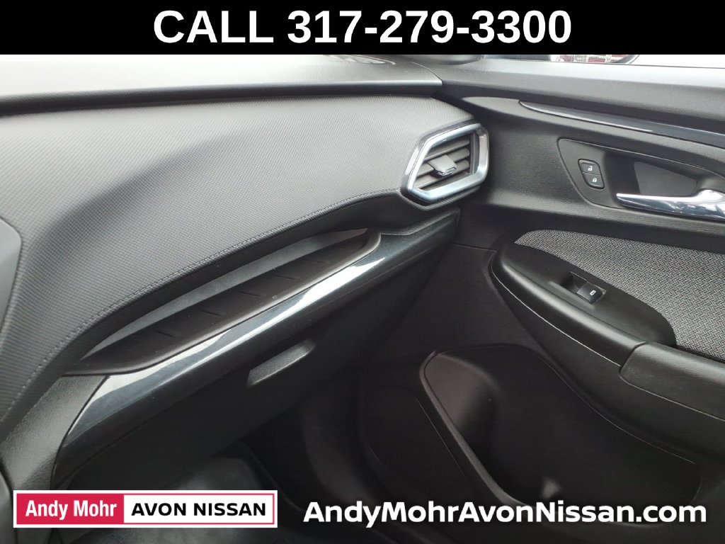 Used 2023 Chevrolet TrailBlazer LT AWD/4WD image 34