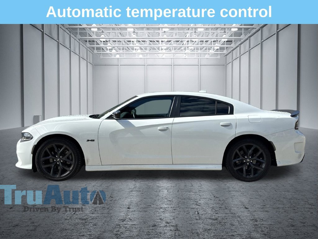 Used 2023 Dodge Charger R/T w/ Blacktop Package RWD image 4