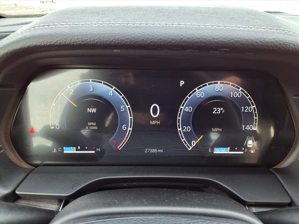 Used 2024 Jeep Grand Cherokee Limited image 14