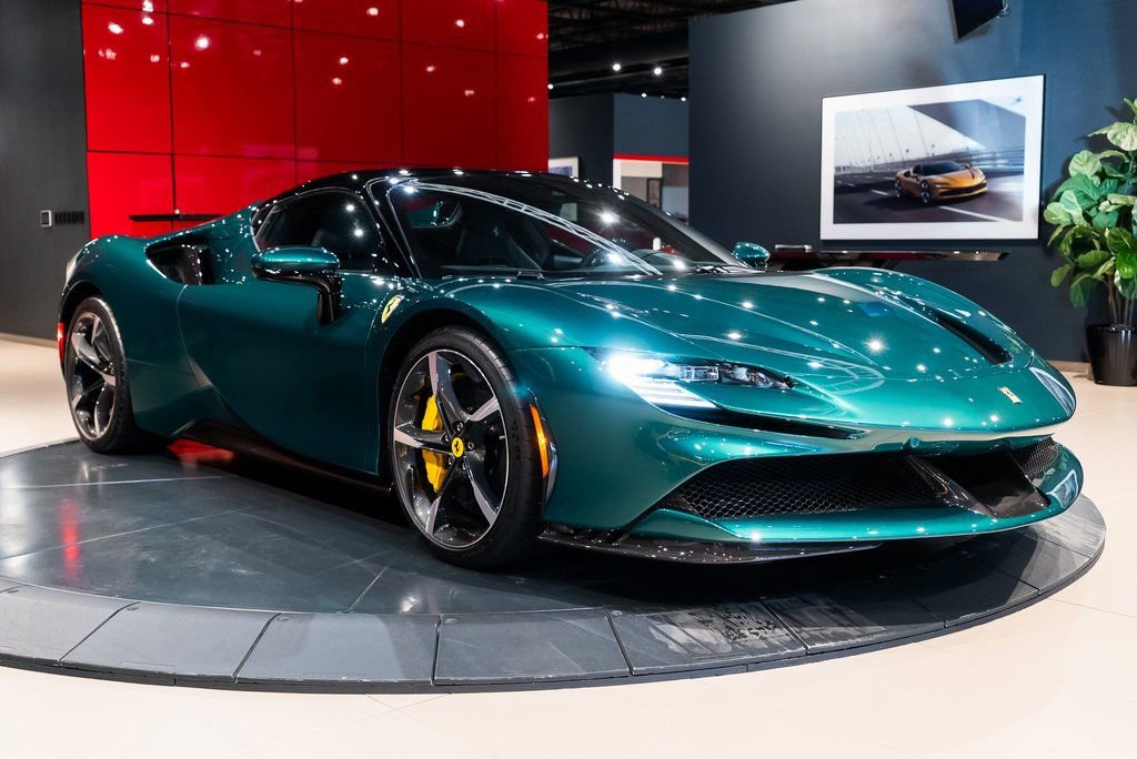 Used 2024 Ferrari SF90 Spider image 43