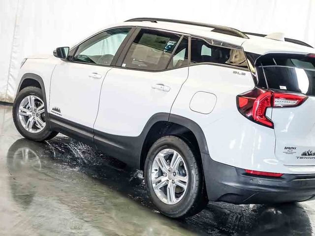 Certified 2022 GMC Terrain SLE w/ Driver Convenience Package AWD/4WD image 11