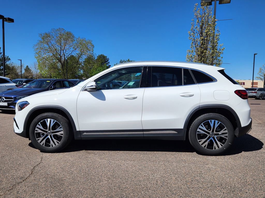 Used 2025 Mercedes-Benz GLA 250 4MATIC image 4