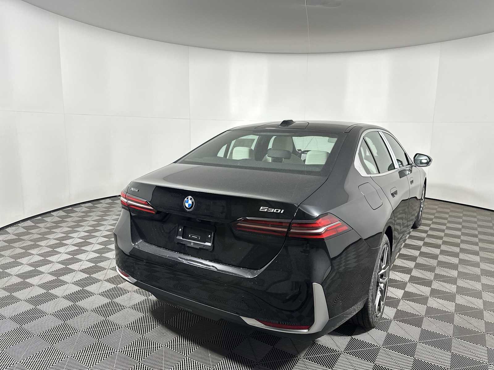 New 2026 BMW 530i xDrive image 9