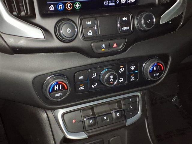 Used 2023 GMC Terrain SLT image 14