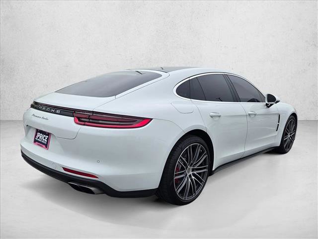 Used 2017 Porsche Panamera Turbo image 5